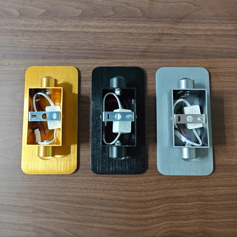 Xari™ | Modern wall lamp