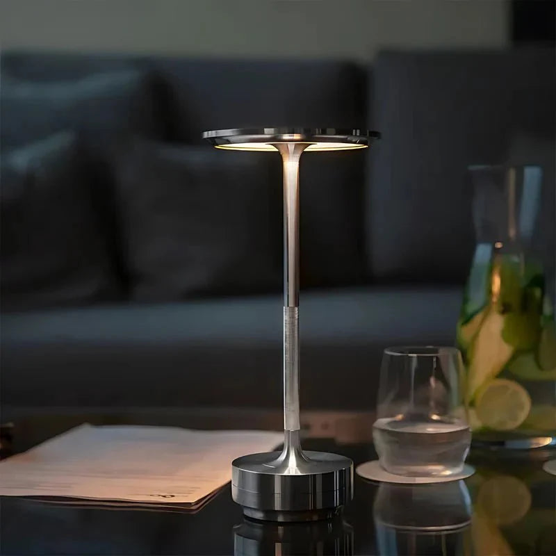 Essaro™ Table lamp | Cordless & rechargeable