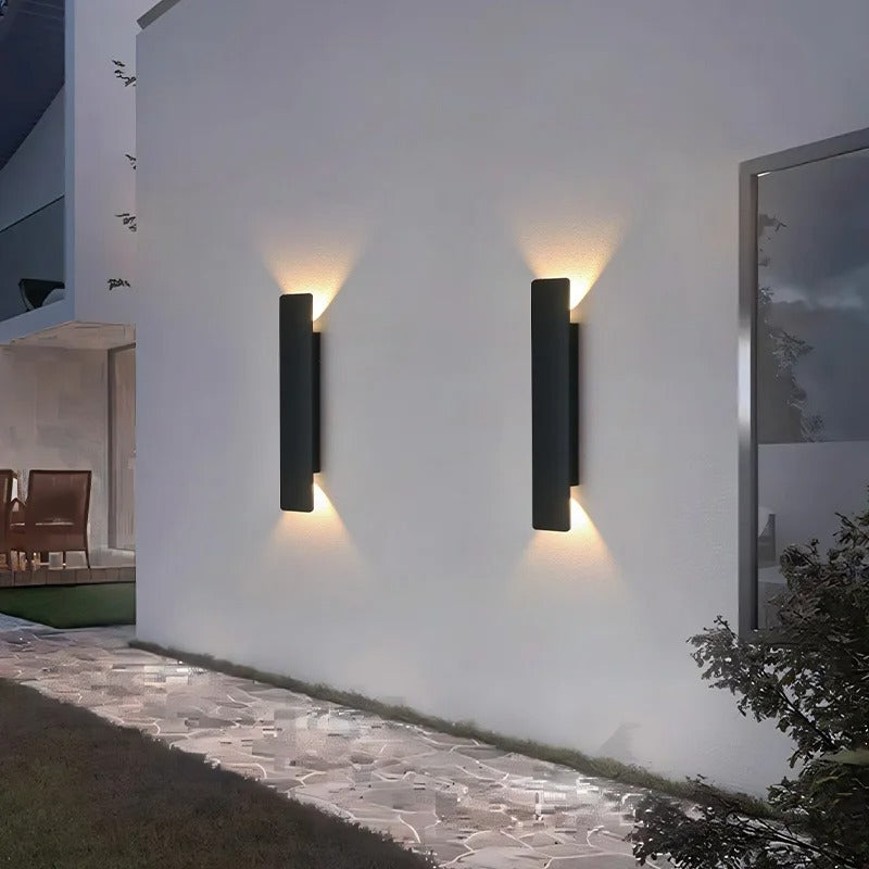 Azura™ | Modern outdoor wall light