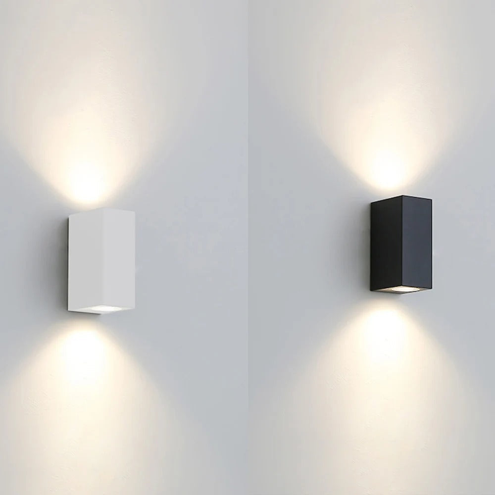 Jelvion™ | Slim wall light for outdoor use