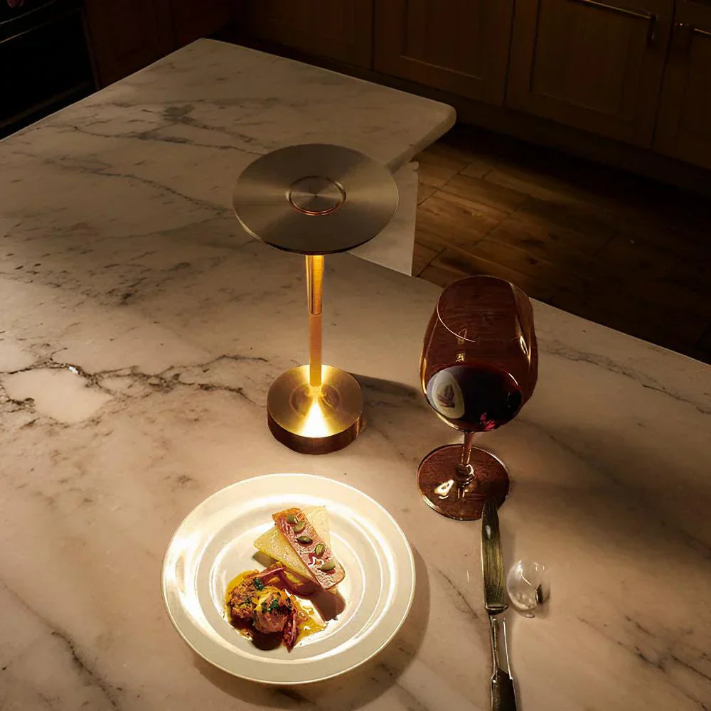 Essaro™ Table lamp | Cordless & rechargeable